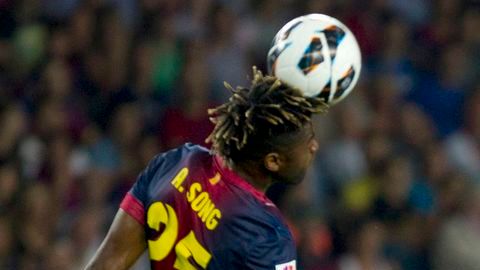 Javier Mascherano lamenta profundamente la lesión de Carles Puyol, capitán de su equipo el Barcelona.