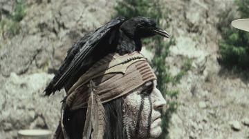 Nuevas imágenes de The Lone Ranger muestran a un Johnny Depp encarnado como Tonto.