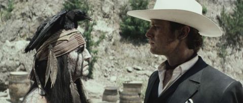 Nuevas imágenes de The Lone Ranger muestran a un Johnny Depp encarnado como Tonto.