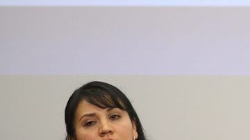 Sandra Gutiérrez de Vera (i) y Leonor de Vera López (d), hermana y madre, respectivamente, de Jesús Ángel Gutiérrez Olvera, ayer.