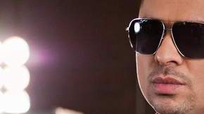 Larry Hernández tiene dos discos pendientes de lanzamiento este mes de octubre.