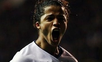 Giovani dos Santos, descartado para el juego contra el Granada..