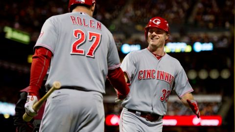 Rojos vence a Gigantes en el primer juego de la serie divisional en la Nacional.