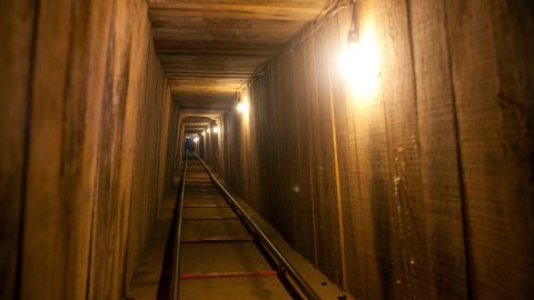 Este es uno de los varios narcotuneles que las autoridades han descubierto en la frontera entre EEUU y México