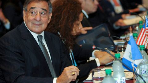 El secretaria de Defensa de EEUU, León Panetta, asiste a la X Conferencia de Ministros de Defensa de las Américas, ayer.