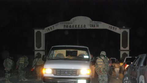 La autoridades tomaron las huellas de uno de dos presuntos criminales muertos y al cotejarlo en su base de datos salió la información de que se trataba de Heriberto Lazcano Lazcano.