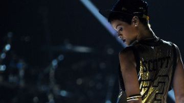 Rihanna contenderá en la categoría de Artista Femenina Favorita en pop/rock.