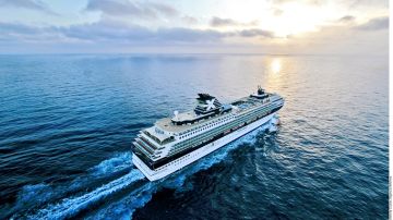 Royal Caribbean aplaza sus viajes hasta finales de julio.