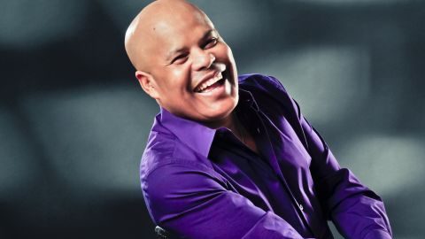 Rubby Pérez espera reconquistar a los fanáticos del merengue con su álbum 'Genial'.