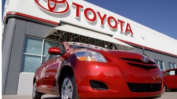 El anuncio  incluye más de una docena de modelos que fueron  fabricados entre  los años 2005 hasta el  2010. El retiro para corregir falla en ventanillas obstaculiza regreso de Toyota.