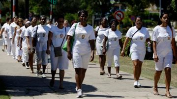 Hay un acto convocado por el grupo en la iglesia de Santa Rita, en La Habana, donde las Damas de Blanco planean iniciar una “marcha silenciosa” para recordar a Pollán, fallecida a los 63 años el 14 de octubre de 2011.