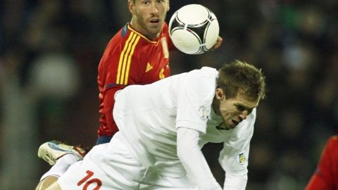 De la mano de un inspirado Pedro, España se impuso a Bielorrusia y es líder indiscutible de su grupo.