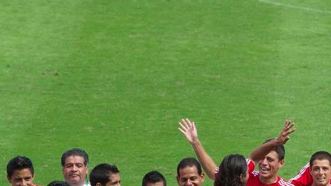 La Femexfut y el Santos de Torreón se suman a acciones de prevención de cáncer.