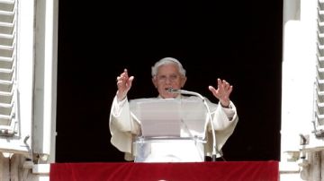 Tras el rezo, el Papa recordó que el Evangelio de hoy tiene como tema principal el de la riqueza.
