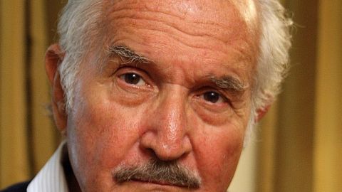 El escritor mexicano Carlos Fuentes.