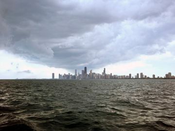 Hubo alertas de tornado en Chicago y suburbios el fin de semana.