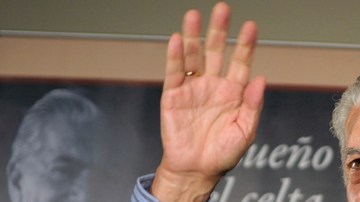 Mario Vargas Llosa fue galardonado ayer con el I Premio Internacional Carlos Fuentes.