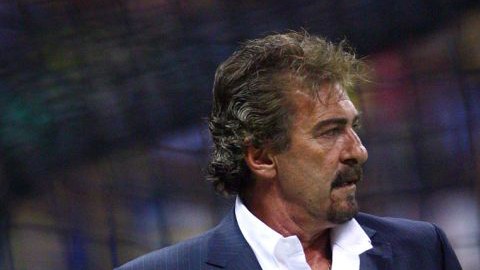 Ricardo Antonio La Volpe, técnico del Atlante, está siendo evaluado por la directiva para definir su continuidad.