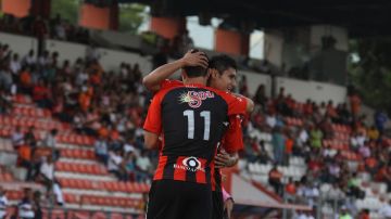 Los Jaguares mantienen su buena racha, se impusieron a Puebla en el Víctor Manuel Reyna.