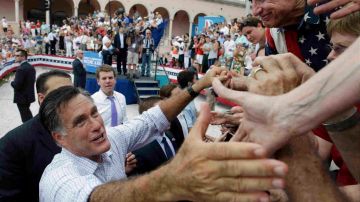 El candidato Republicano a la presidencia Mitt Romney durante un acto de campaña en Sarasota, Florida.