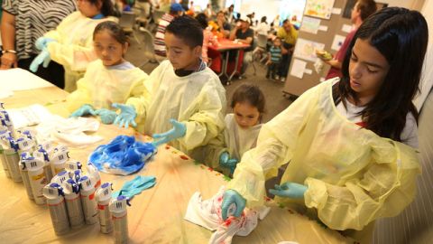 Los jóvenes pacientes participaron en una serie de actividades artísticas, olvidándose por un día de sus males.