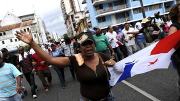 Se dice que al menos habría dos muertos tras las protestas de hoy en la zona libre de Colón, Panamá.