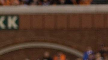 Los Gigantes mostraron un ritmo enloquecedor y se llevaron el primero de la Serie Mundial arrasando a Tigres 8-3.