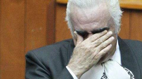 Vicente Fernández continuará en la medida de lo posible con sus presentaciones.