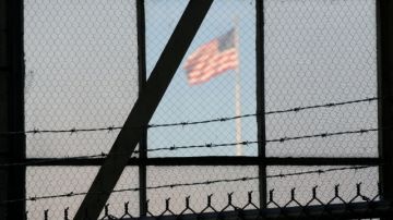 Una vista desde una celda en la prisión de la base de Guantánamo, en Cuba; ciertas políticas de interrogatorio serán reveladas.
