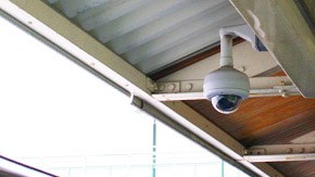 Cámaras como éstas forman parte del sistema de vigilancia en el sistema de trenes de Chicago.