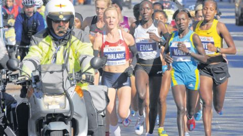 Una imagen del Maratón de Nueva York en su carrera de 2011. EN 2012, los organizadores esperan que el huracán Sandy no afecte el maratón.