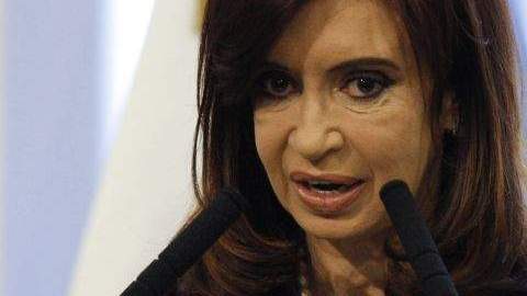 Cristina Fernández ha tenido que suspender actividades oficiales en varias ocasiones, a causa de trastornos de salud .