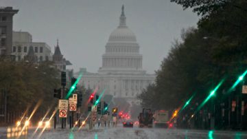 Así lucían el Capitolio y la Avenida Pensilvania la mañana del lunes 29 de octubre de 2012, mientras empezaba a caer la lluvia por la tormenta Sandy.