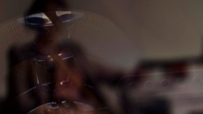 Viajeros esperaban ayer en el Aeropuerto Madrid Barajas, en España. El efecto del huracán Sandy se sintió a través de todo el mundo por la cancelación de vuelos.