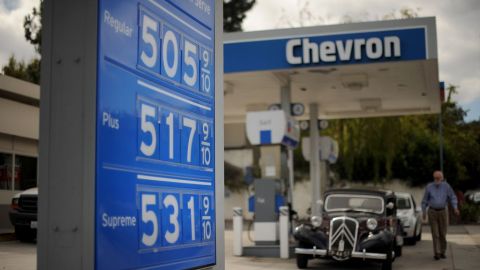 Los demandantes buscan que la empresa petrolera pague una cuantiosa suma.