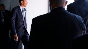 Agentes del Servicio Secreto están atentos a la seguridad del presidente Barack Obama.