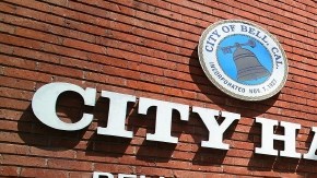 La ciudad de Bell, de apenas 2.5 millas cuadradas de extensión territorial, tiene poco más de 35 mil habitantes.