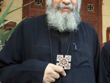 El obispo Tawadros, de la provincia de Beheira, y de línea moderada dentro de la Iglesia en Egipto, ha sido nombrado papa copto.