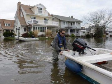 Sandy dejó amplias zonas de Nueva York y Nueva Jersey bajo las aguas, y se teme que con la nueva tormenta se vuelvan a inundar.