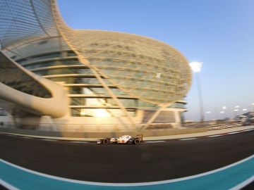 El piloto mexicano Esteban Gutiérrez culminó sus días de prueba en Abu Dhabi y se puso a punto para Sauber.