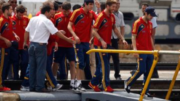 España visita a la selección de Panamá en partido amistoso.