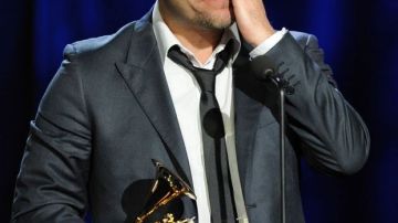Gian Marco subió al escenario para recibir su premio al mejor álbum cantautor por "20 años".