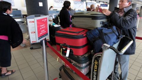 Los pasajeros deben anticipar ver terminales abarrotadas sobre todo en los destinos más solicitados como Nueva York.