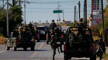 El Ejército mexicano interviene en el trabajo para combatir el crimen organizado.