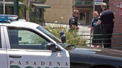 Policía de Pasadena.