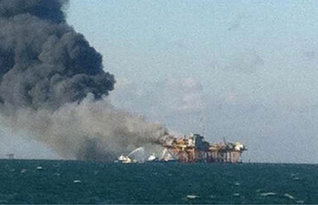 El fuego en una plataforma de prospección de petróleo el viernes  puede dar la medida del riesgo de esta actividad en el golfo de México.