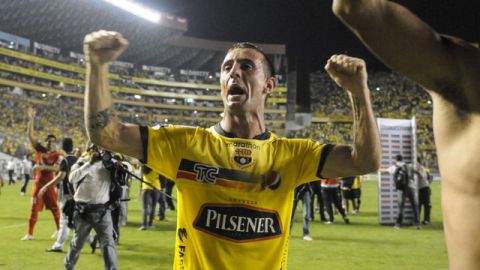 Sin jugar, Barcelona de Guayaquil gana el título en Ecuador, de la mano del argentino Gustavo Costas.
