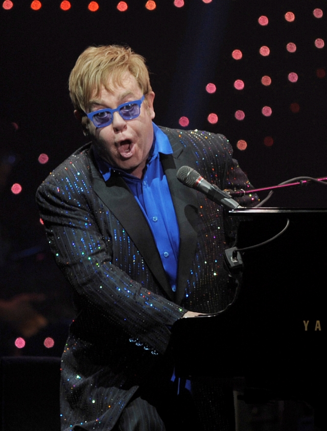 Elton John durante su concierto del domingo.