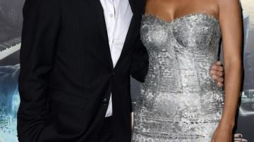 Halle Berry con su pareja, el actor francés Olivier Martínez.