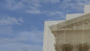 No es raro que la corte requiera más de una sesión para decidir cómo proceder.